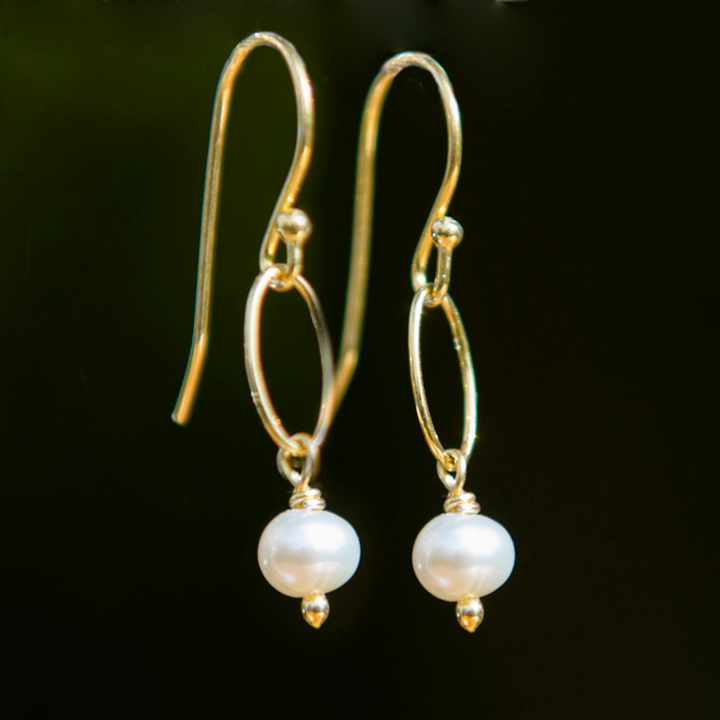 Small Pearl On Gold Link Earrings