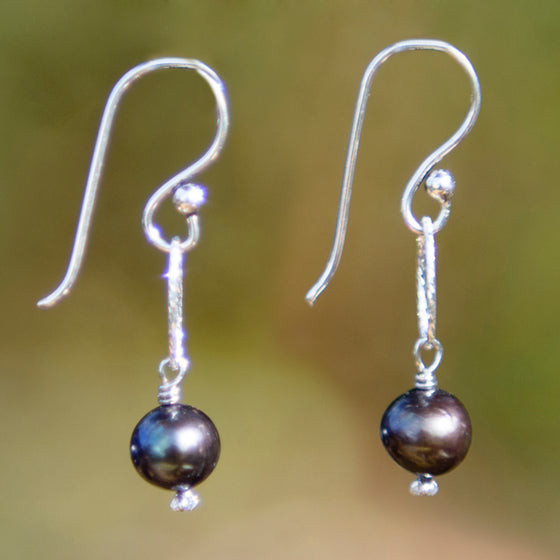 Pearl & Loose Link Earrings