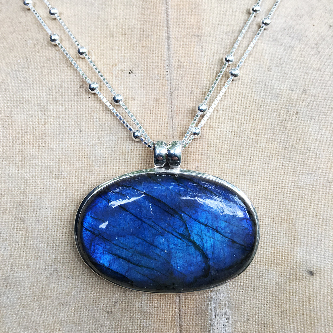 Labradorite, AAA Quality, Oval Side Set Pendant on Double Dotted Chain Necklace