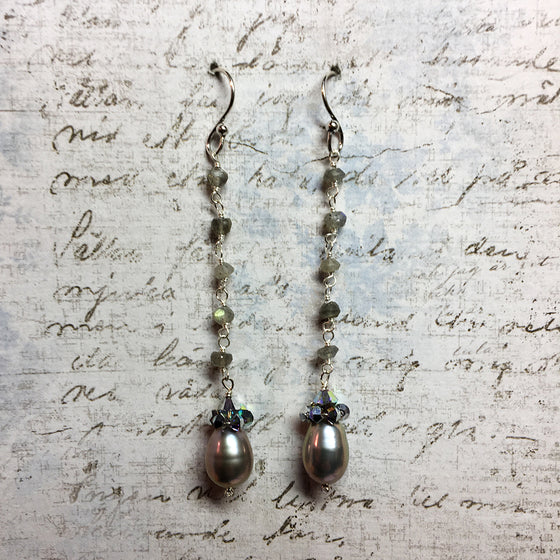 Collared Grey Pearl Earrings on Labradorite Chain