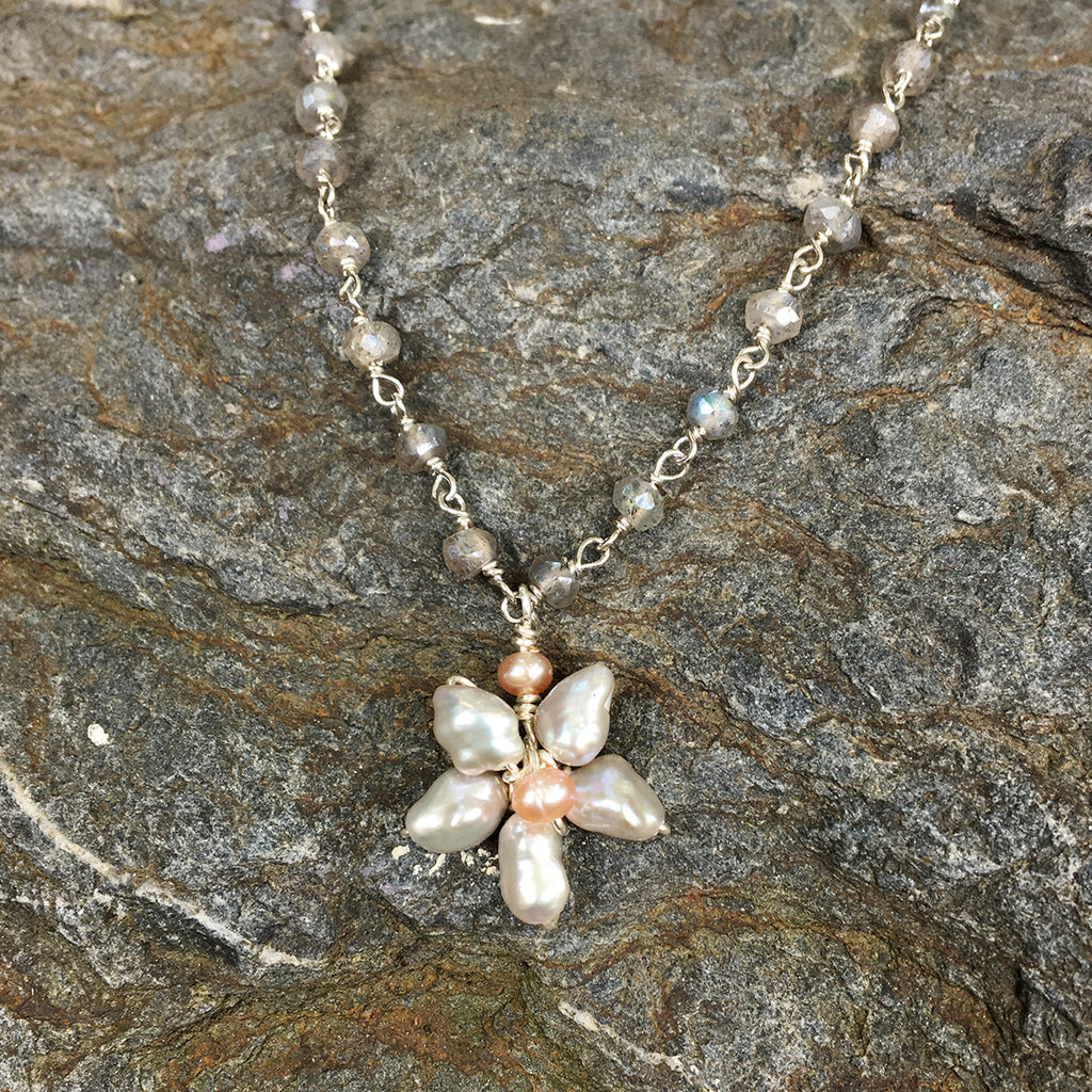 Grey Pearl Flower on Labradorite Chain Necklace