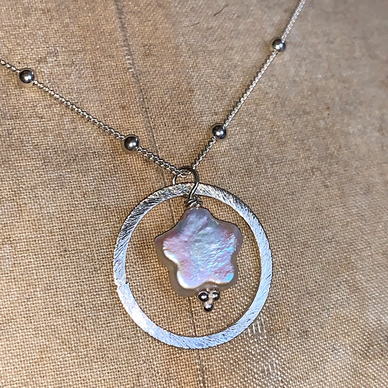 Medium Silver Halo with Flower Pearl on Dotted Silver Chain Necklace