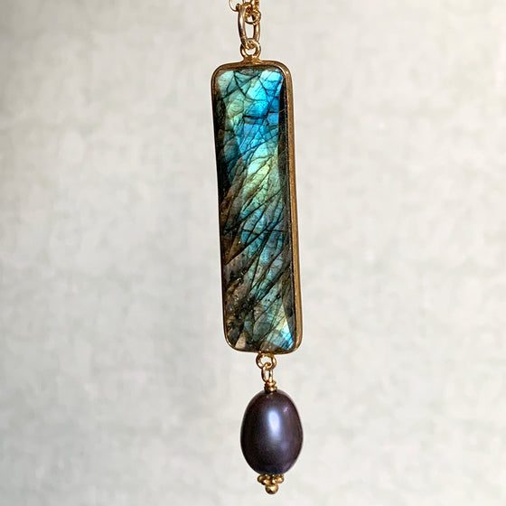 Long Labradorite Necklace with Dark Oval Pearl