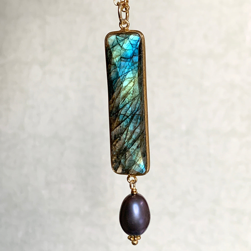 Long Labradorite Necklace with Dark Oval Pearl