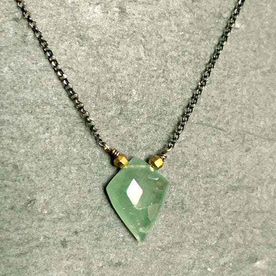 Moss Acqua Spear set in an Oxidised Silver Chain Necklace