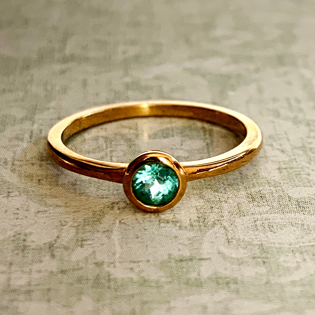 Paraiba Tourmaline Ring set in 9ct Yellow Gold