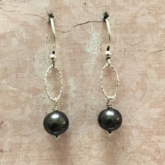 Loose Link & Pearl Earrings