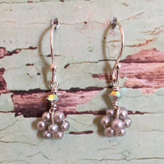 Pearl Daisy Earrings