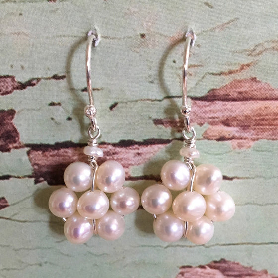 Pearl Daisy Earrings